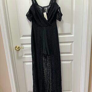 Francesca’s Black Lace Maxi Dress